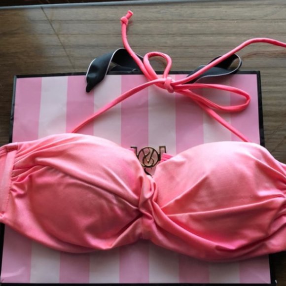 Victoria's secret NWOT bikini top size XS - Picture 1 of 6